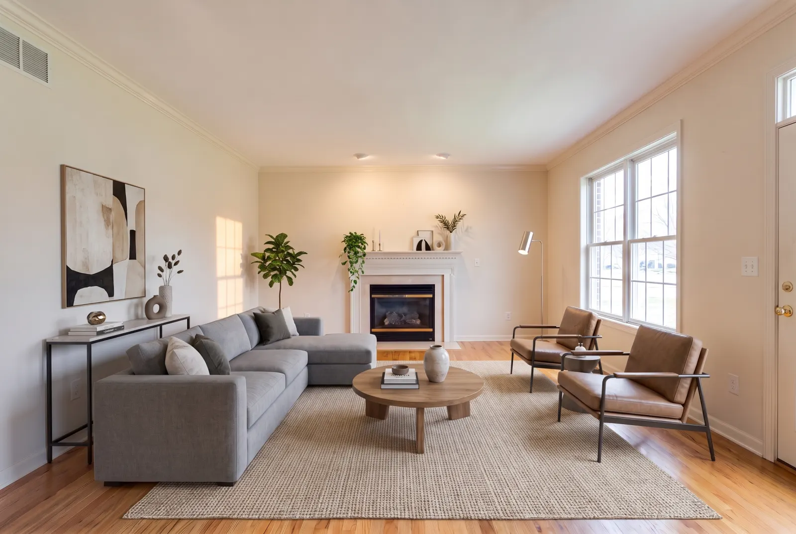 The emptied living room re-staged in modern style